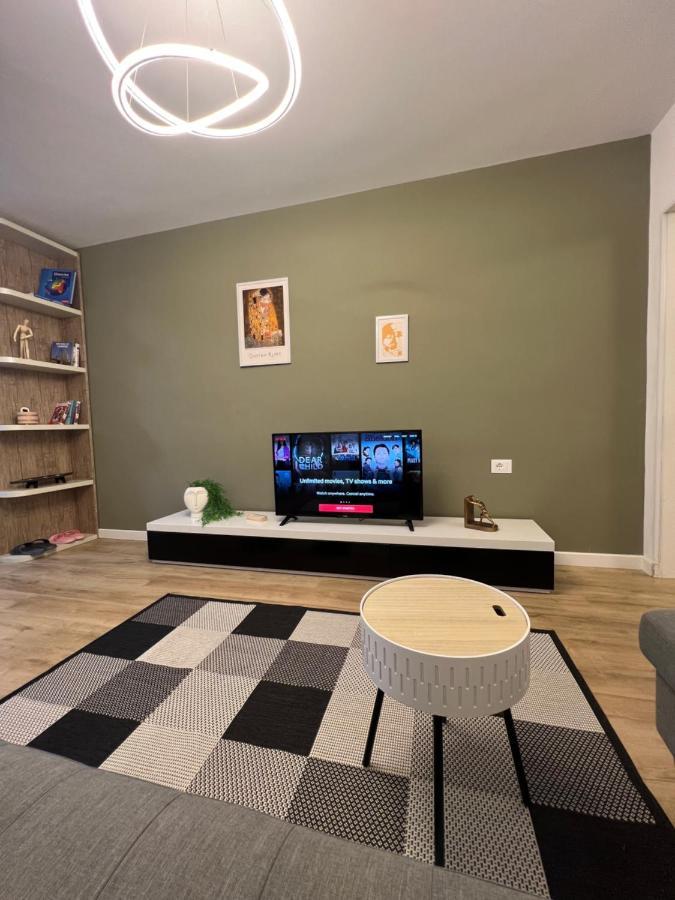 New Bazaar Cane Apartment 3 Tirana Extérieur photo
